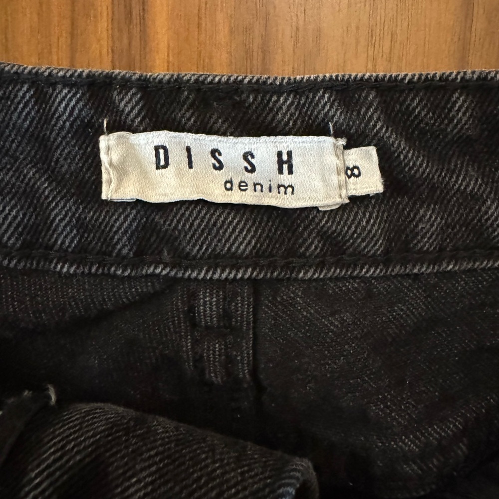 DISSH Black Frayed Denim Mom Jean Shorts Size 8 - Picture 5 of 5